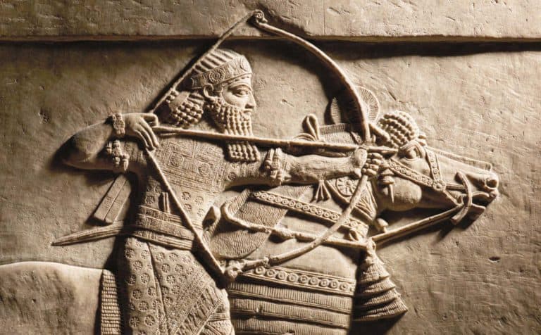 Asur Kralı Aşurbanipal Kimdir? Dünyanın İlk Kütüphanesinin Hikayesi