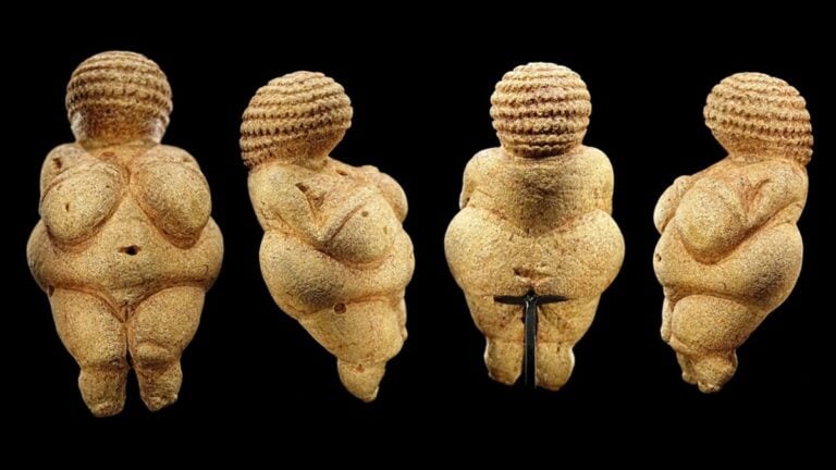 Venus Figürleri, Paleolitik Dönem (Yontma Taş Devri)
