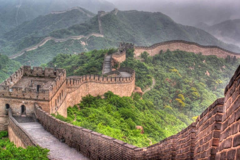 Çin Seddi: Qin Shi Huang’dan Ming Hanedanı’na 21.000 Kilometrelik Savunma