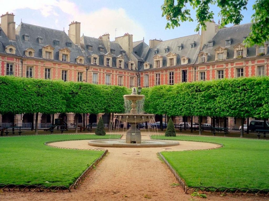 Paris - Place des Vosges