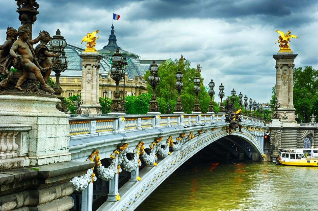 Paris -Pont Alexandre köprüsü