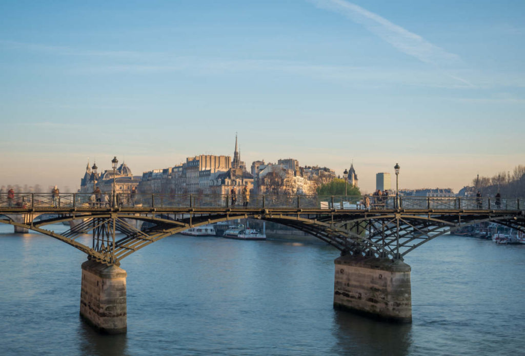Paris- Aşıklar Köprüsü