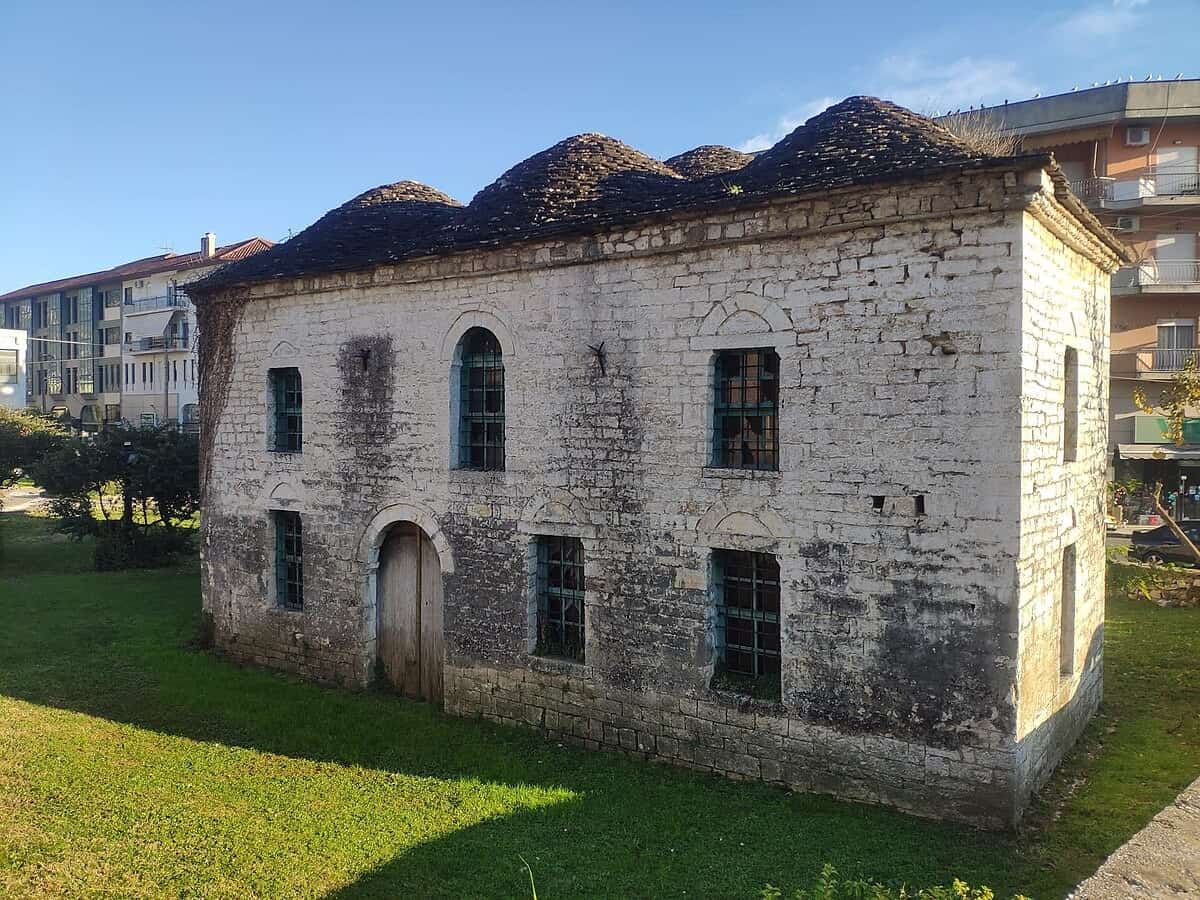 Yanya Veli Paşa Camii