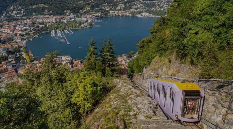 Como Brunate Teleferik Yolculuğu