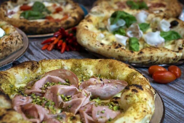 Milano'nun En İyi Pizzacıları: Napoli Usulü mü, Milanese mi?