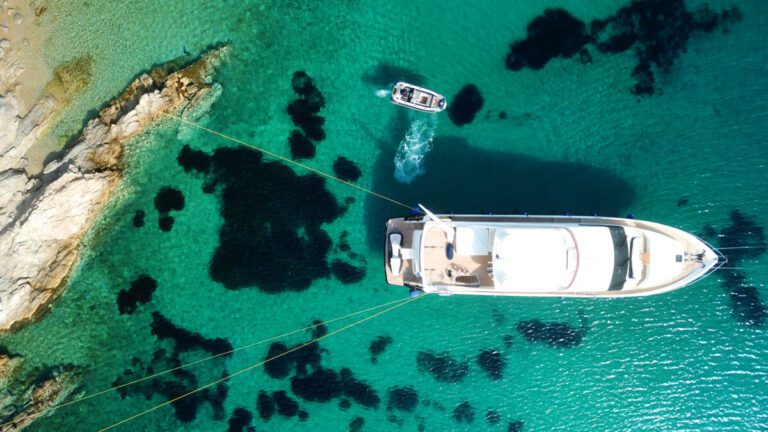 Tekne ile Yunan Adaları Rotası: Mikonos, Delos, Rhenia, Antiparos ve Paros (6 Günlük Rehber)