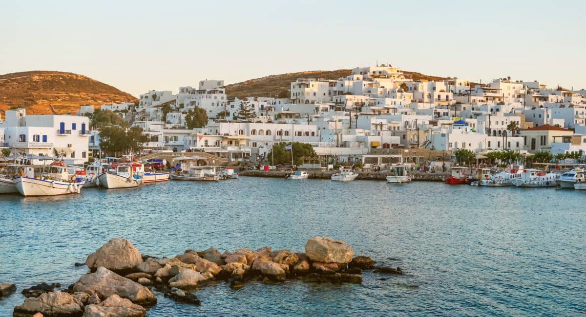 Paros