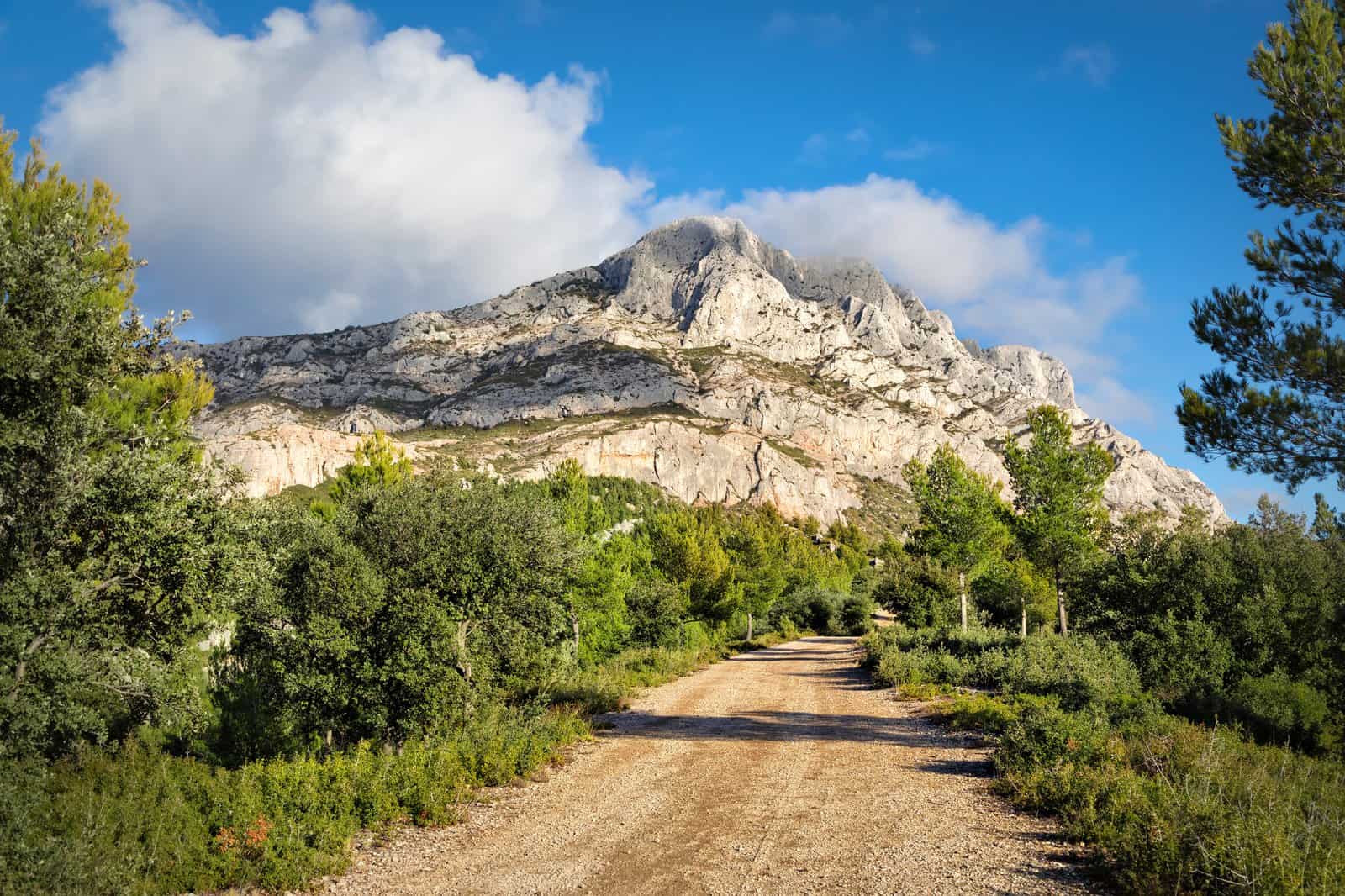 Sainte-Victoire Dağı