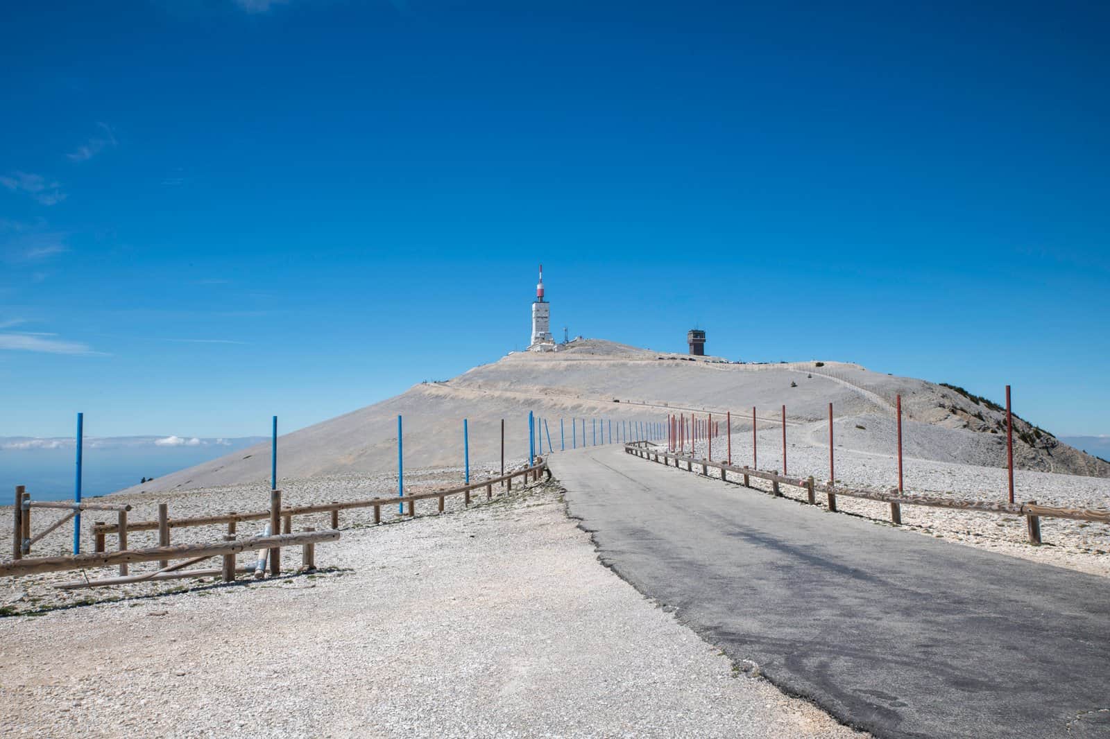 Mont Ventoux zirvesi