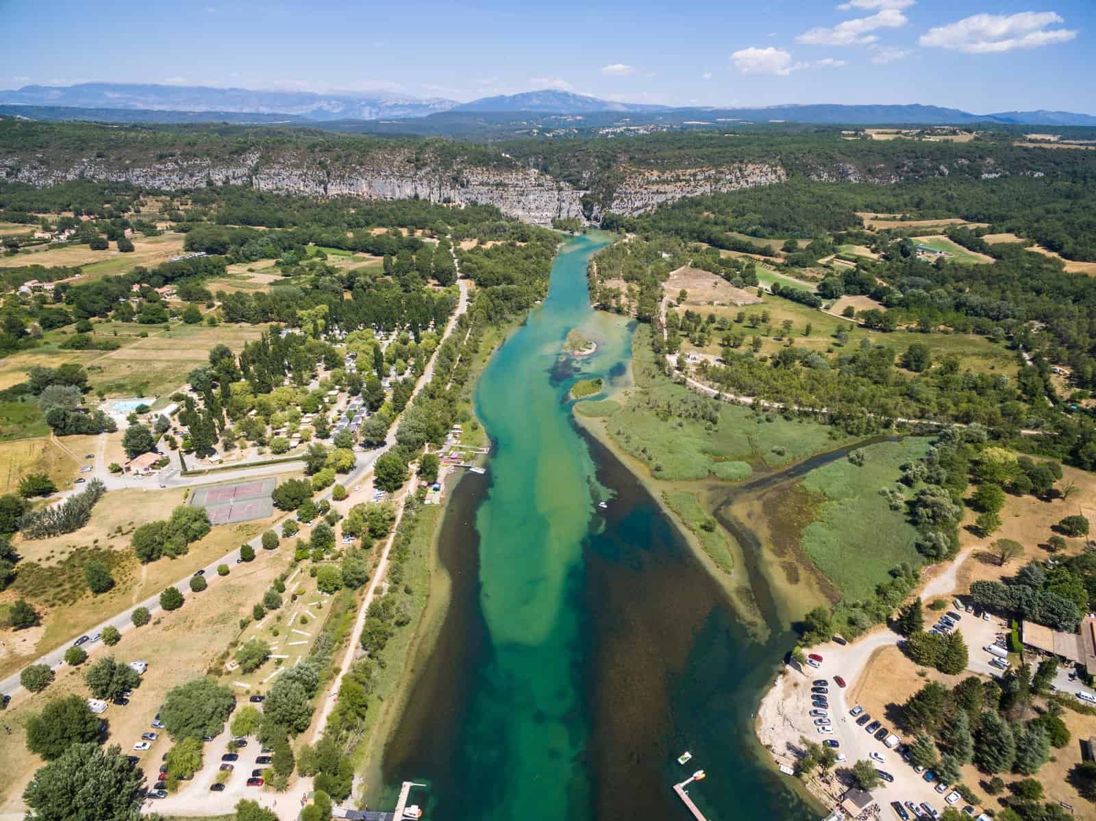 Verdon Kanyonu ve nehir havadan